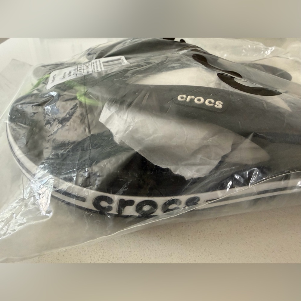 CROCS Flip Sandals - Picture 5 of 6